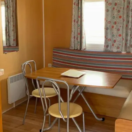 Campsite Mobil-home Avec Terrasse Pour 4 Personnes - Api-1-52-1685 Arvert