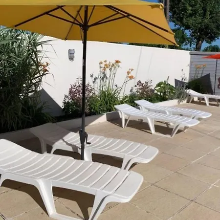 אתר קמפינג Mobil-home Avec Terrasse Pour 4 Personnes - Api-1-52-1685